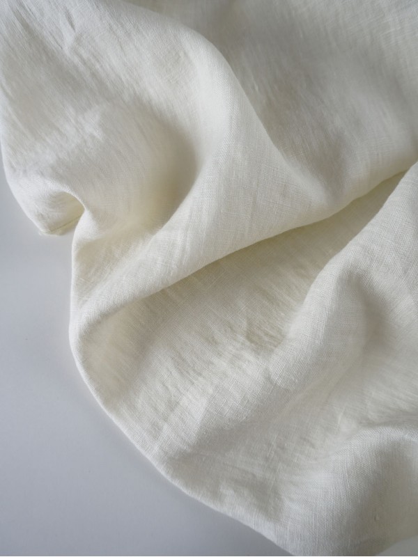 584. Ткань лён крэш с эффектом помятости костюмный Айвори