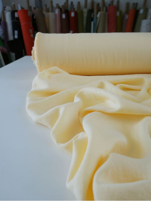 1365. Ткань крэш с эффектом помятости лён с вискозой Сливочное масло 1365. Ткань крэш с эффектом помятости лён с вискозой Сливочное масло