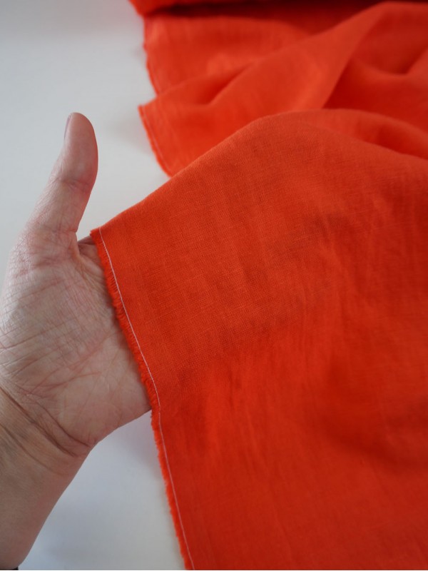 392. Ткань крэш с эффектом помятости лён с вискозой Огненный 392. Ткань крэш с эффектом помятости лён с вискозой Огненный