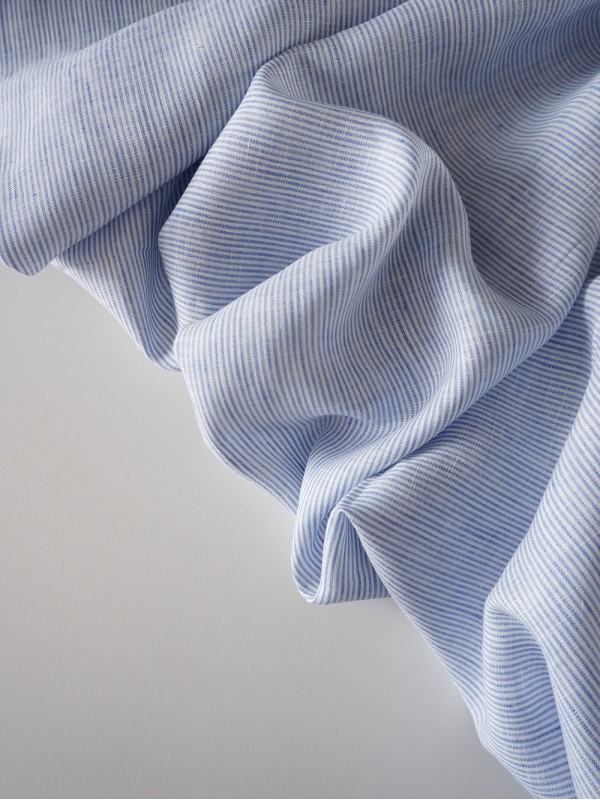 152. Ткань лён умягченный сорочечный Полоска синяя продольная