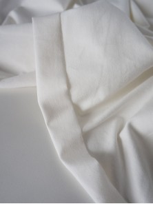 Кулирная гладь велюр эффект 200 гр Молочный