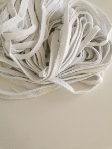 Шнур плоский х/б белый 10 мм