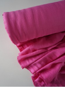 129. Ткань крэш с эффектом помятости лен с вискозой Hot Pink (плотность 200 гр)